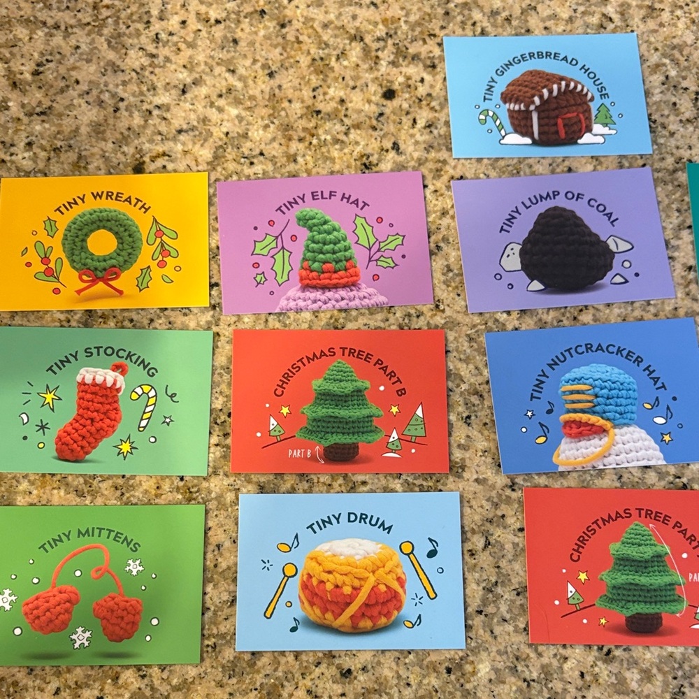 Woobles Christmas Crochet Kit - Picture 2 of 4